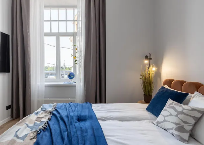 Charming Old Town Loft Studio