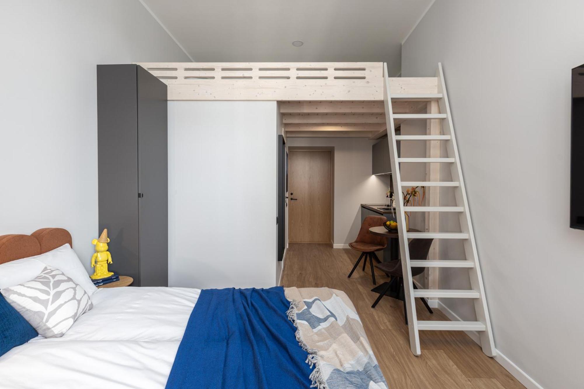 Charming Old Town Loft *